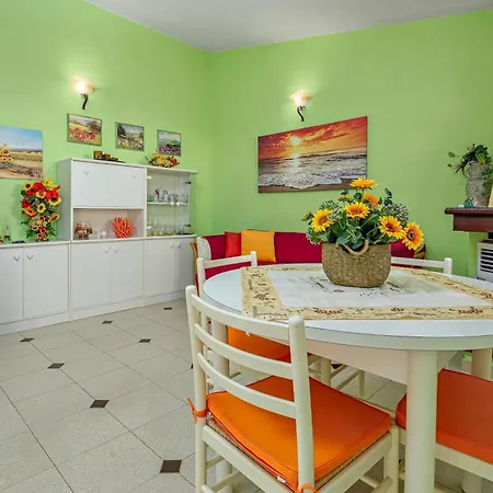Bouganville House Holiday home *